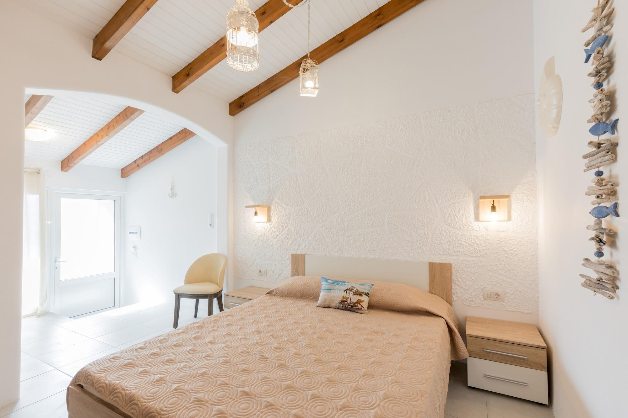 Bivalvia Beach Plus Faliraki Luaran gambar