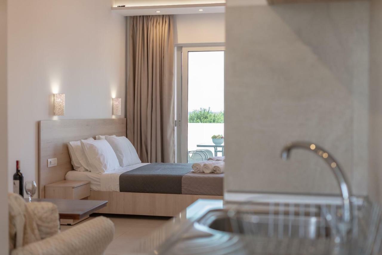 Bivalvia Beach Plus Faliraki Luaran gambar