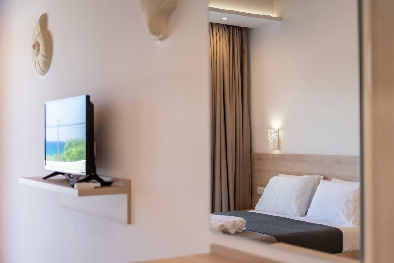 Bivalvia Beach Plus Faliraki Luaran gambar