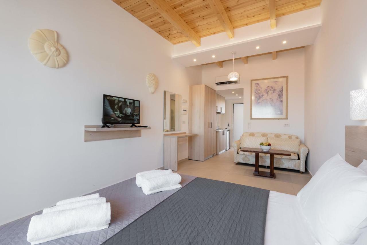 Bivalvia Beach Plus Faliraki Luaran gambar