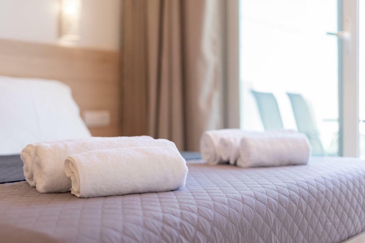 Bivalvia Beach Plus Faliraki Luaran gambar