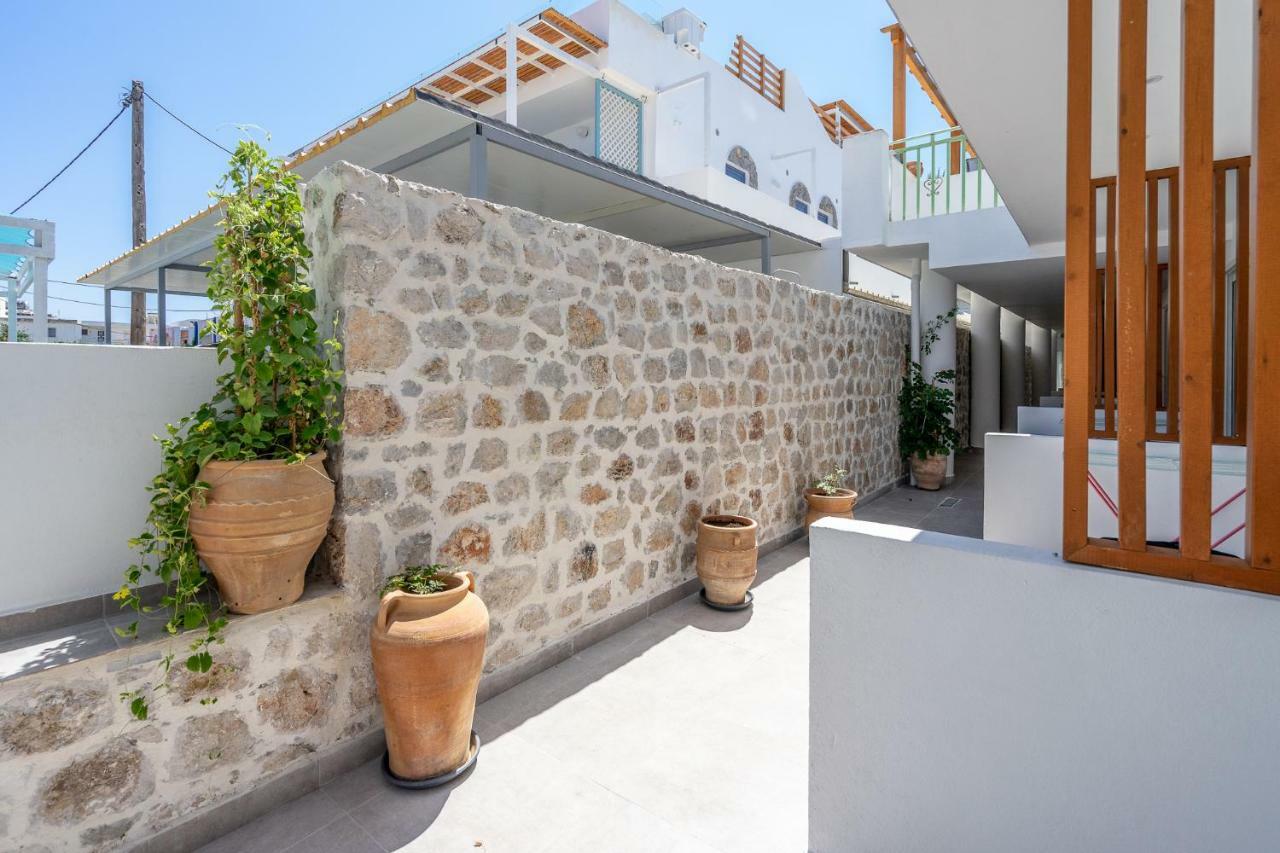 Bivalvia Beach Plus Faliraki Luaran gambar